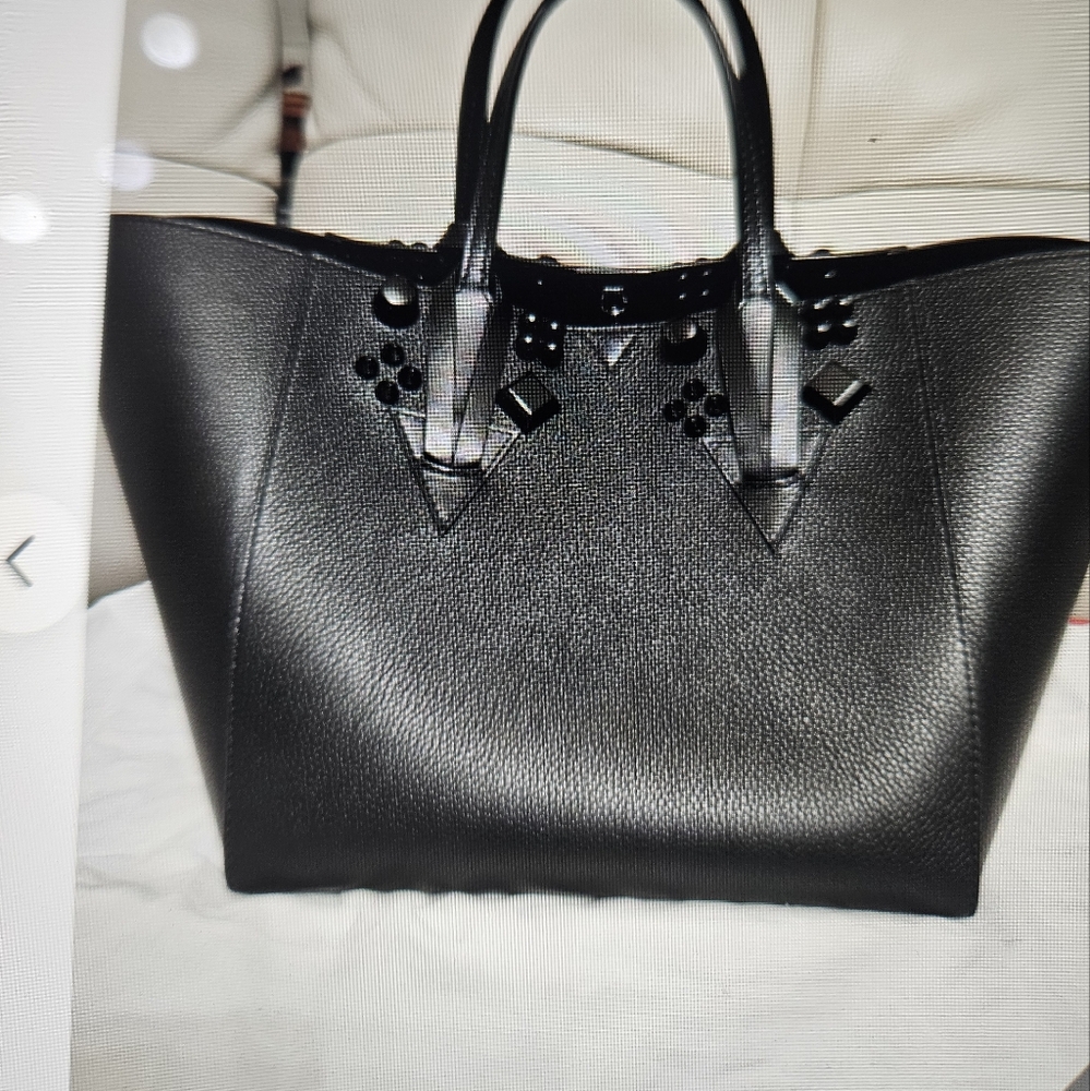 Christian louboutin cabachic leather bag